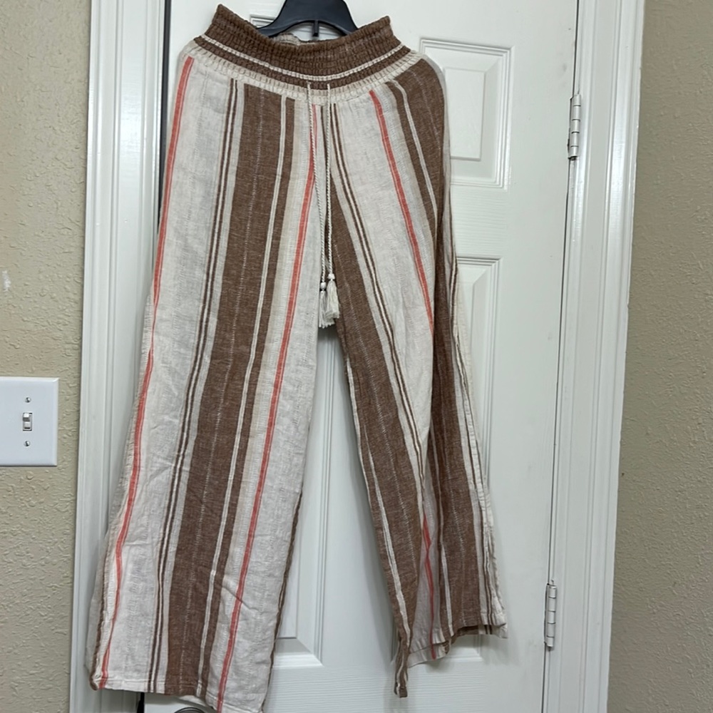 Womens pant, size small, taupe/coral/beige, Vanilla star brand, new